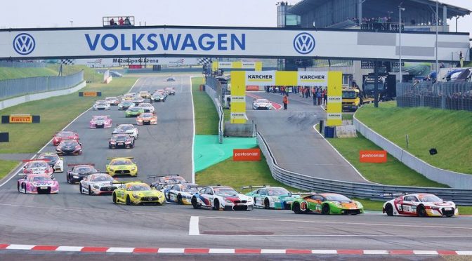 Premiere in Tschechien: Start frei für das ADAC GT Masters in Most