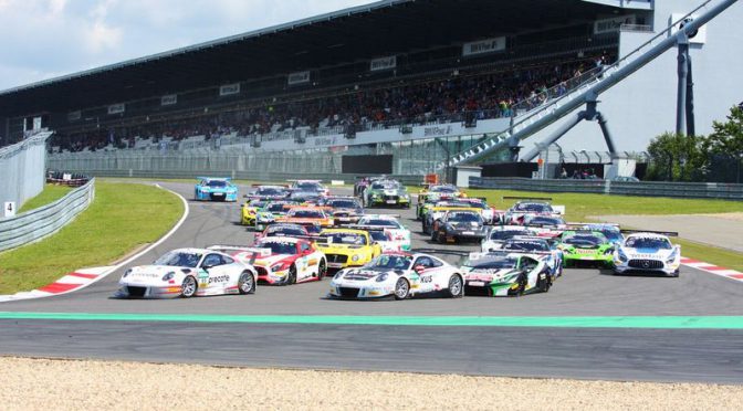 Doppelsieg für Porsche im ersten Nürburgring-Rennen